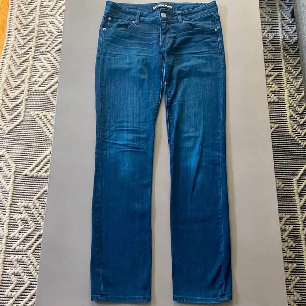 Express Dark Wash Jeans. Size 6.